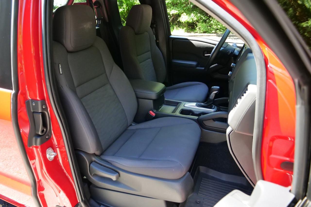 2022 Nissan Frontier S 4X4 / King Cab / Technology Package / 3.8L V6! Lincolnton NC