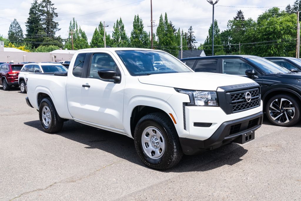 2022 Nissan Frontier S
