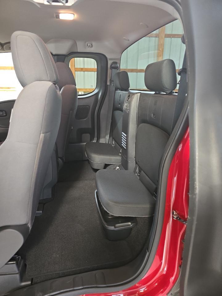 2022 Nissan Frontier S Sand Lake NY