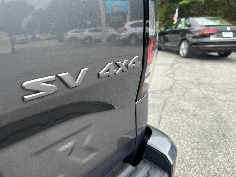 2022 Nissan Frontier SV - 1 OWNER - CONVENIENCE & TECHNOLOGY PACKAGES Whitinsville MA