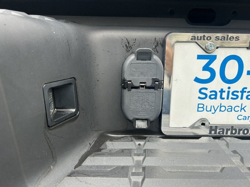 2022 Nissan Frontier SV - 1 OWNER - CONVENIENCE & TECHNOLOGY PACKAGES Whitinsville MA