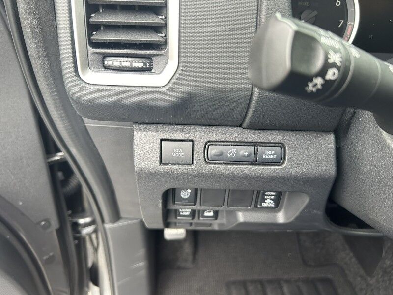 2022 Nissan Frontier SV - 1 OWNER - CONVENIENCE & TECHNOLOGY PACKAGES Whitinsville MA