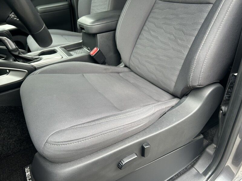 2022 Nissan Frontier SV - 1 OWNER - CONVENIENCE & TECHNOLOGY PACKAGES Whitinsville MA