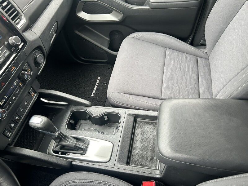 2022 Nissan Frontier SV - 1 OWNER - CONVENIENCE & TECHNOLOGY PACKAGES Whitinsville MA
