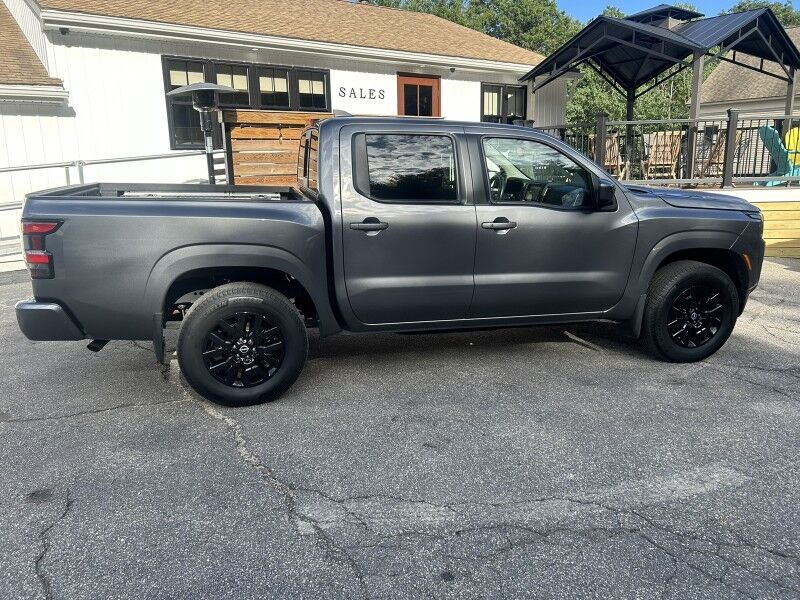 2022 Nissan Frontier SV - 1 OWNER - CONVENIENCE & TECHNOLOGY PACKAGES Whitinsville MA