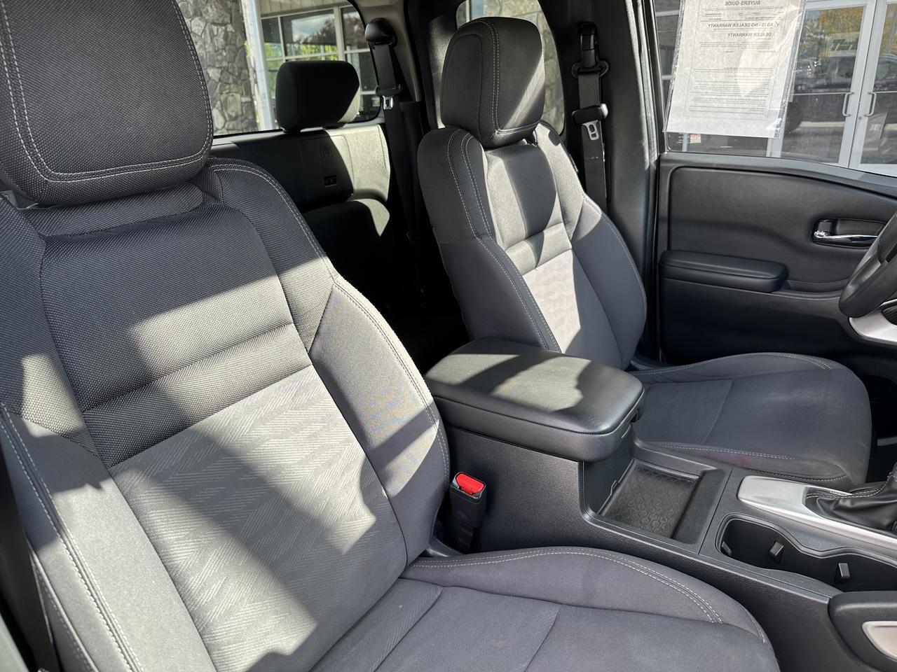 2022 Nissan Frontier SV