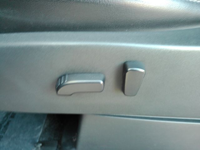 2022 Nissan Frontier SV Premium Crew Cab 2WD Plano TX