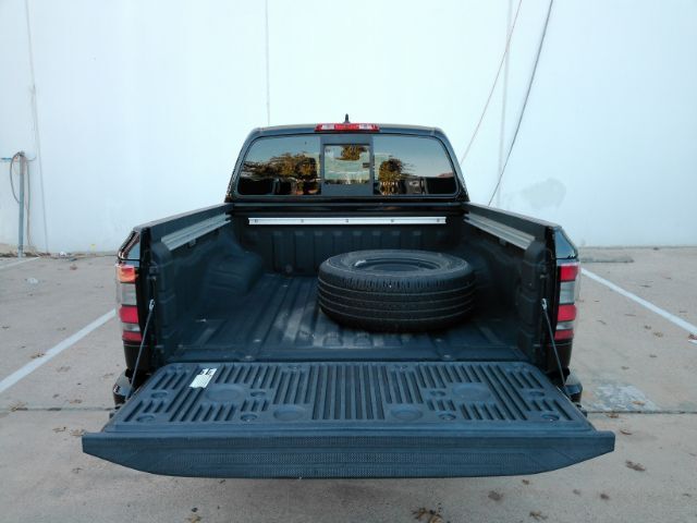 2022 Nissan Frontier SV Premium Crew Cab 2WD Plano TX