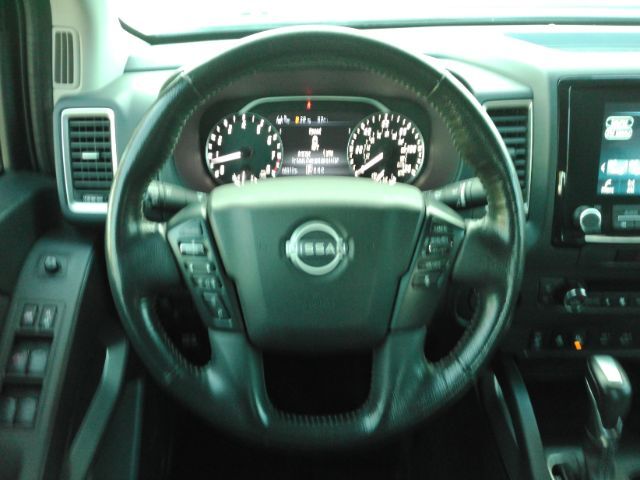 2022 Nissan Frontier SV Premium Crew Cab 2WD Plano TX