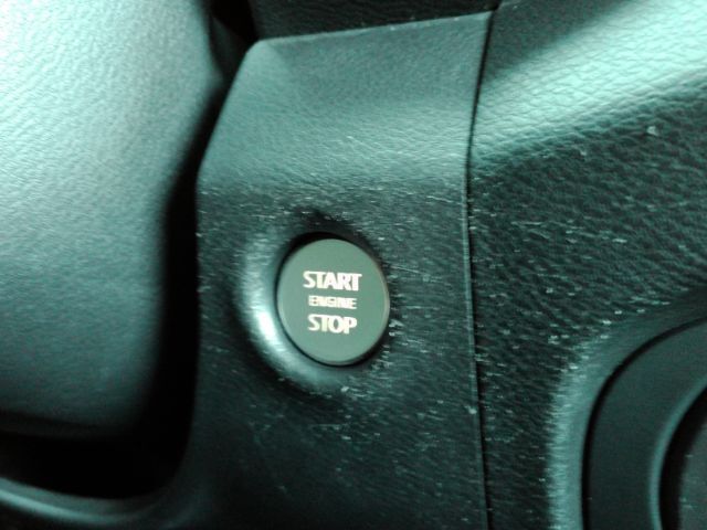 2022 Nissan Frontier SV Premium Crew Cab 2WD Plano TX