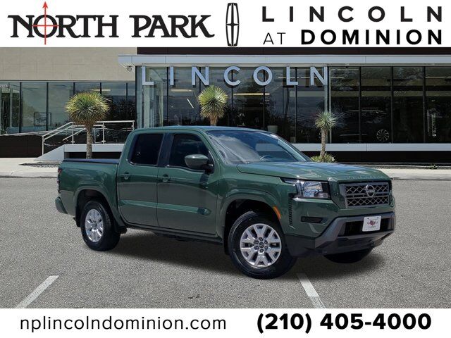 2022 Nissan Frontier SV