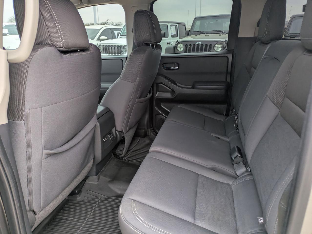 2022 Nissan Frontier SV Castroville TX