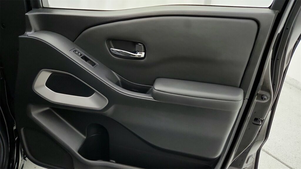 2022 Nissan Frontier SV Laurel MD