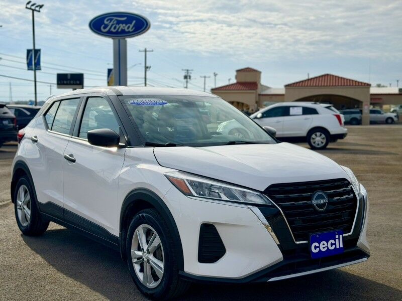 2022 Nissan Kicks S