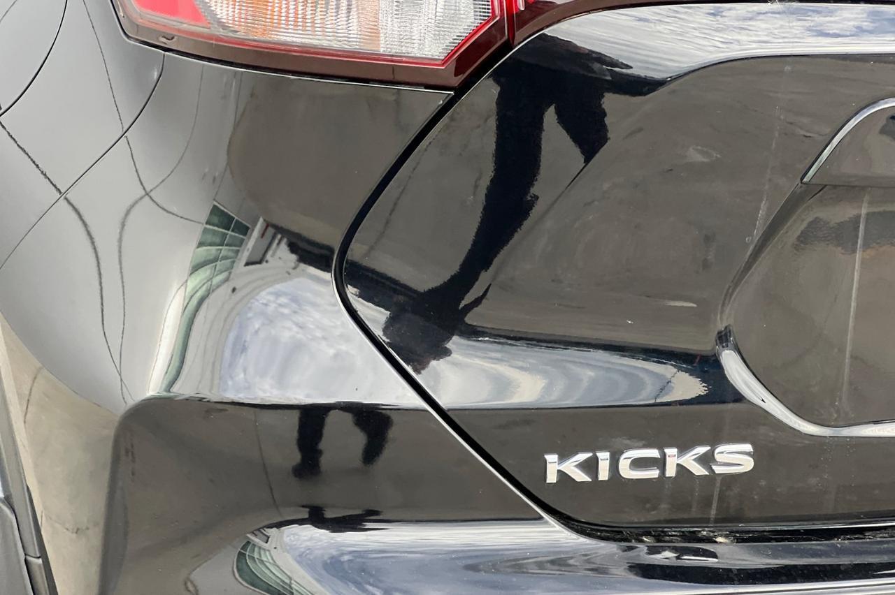 2022 Nissan Kicks S Ontario OR