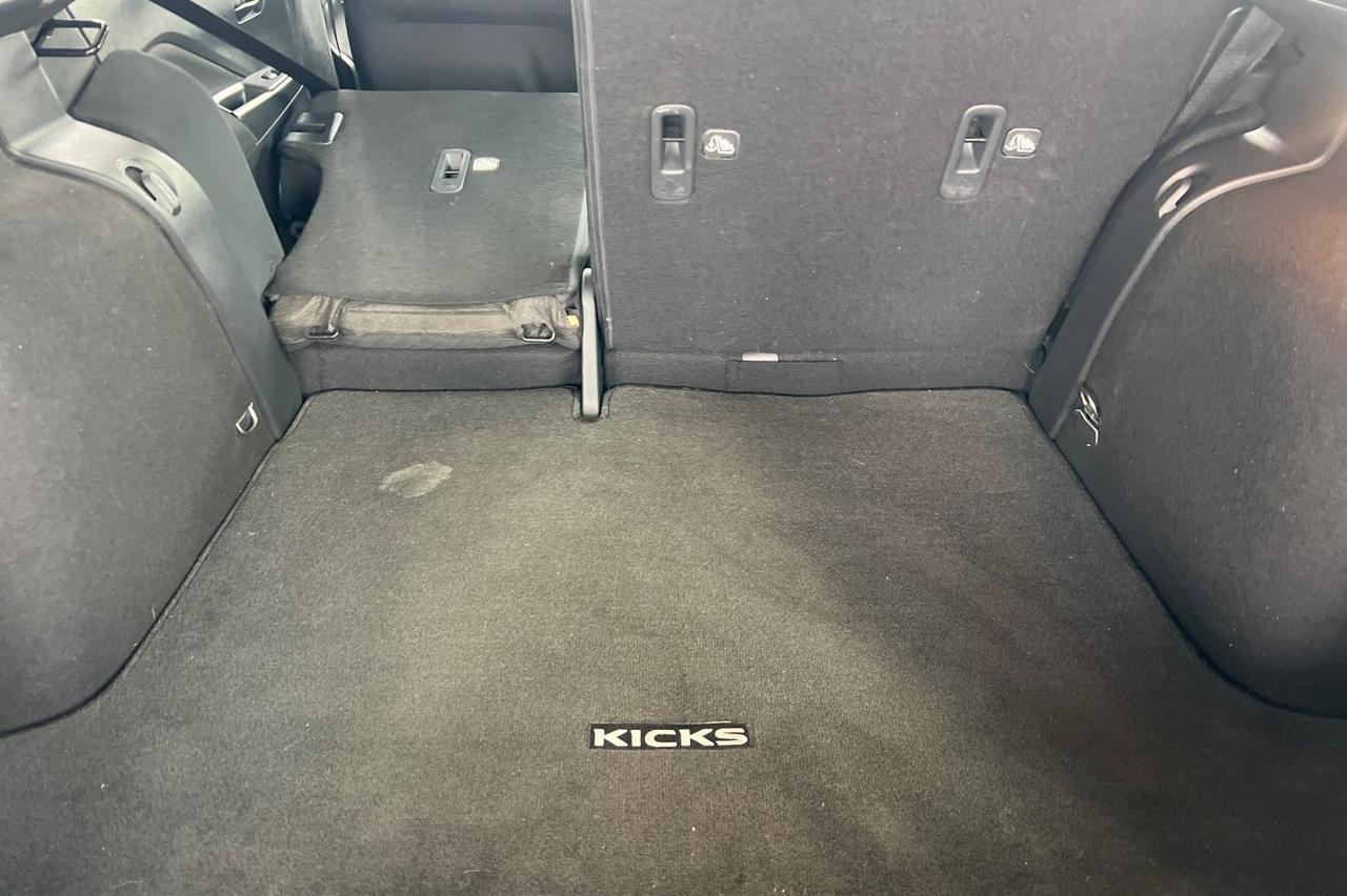 2022 Nissan Kicks S Ontario OR