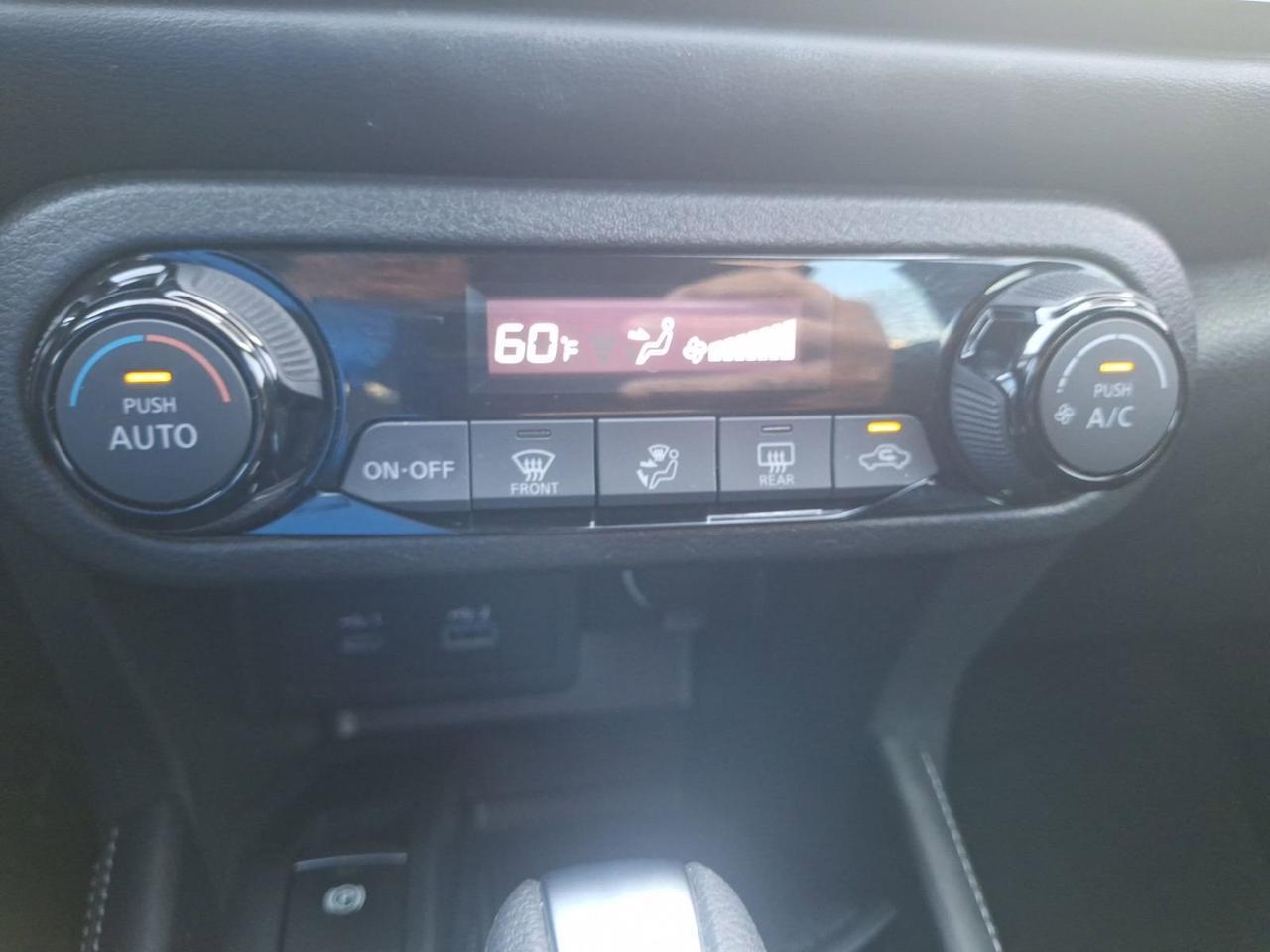 2022 Nissan Kicks SR Hurst TX