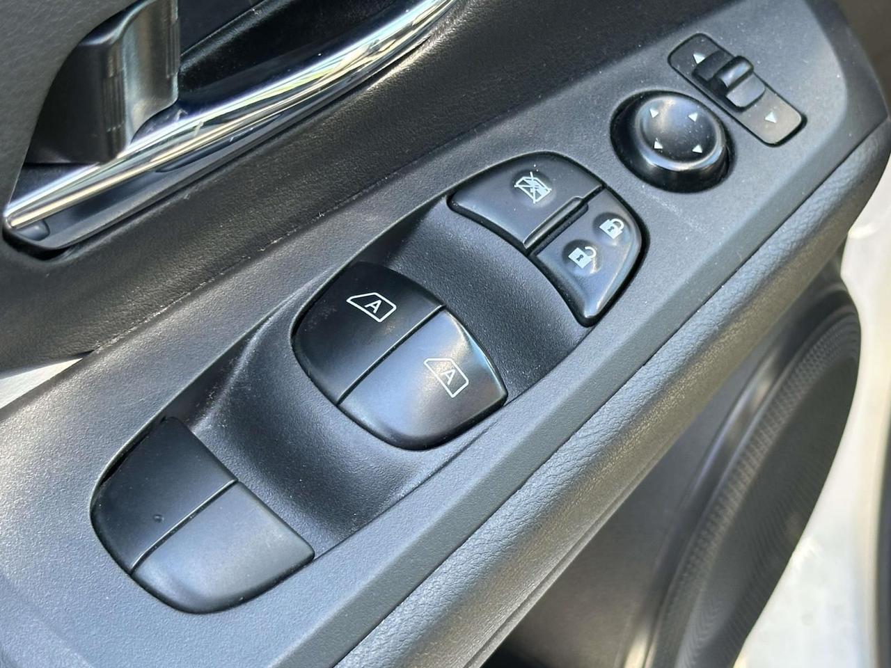 2022 Nissan Kicks SR Alexandria VA