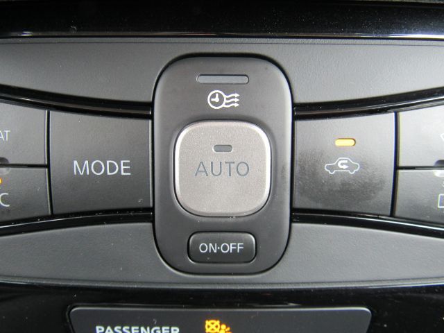 2022 Nissan LEAF SV 40 kWh Plano TX