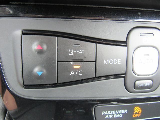 2022 Nissan LEAF SV 40 kWh Plano TX
