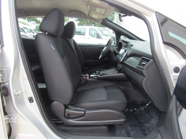 2022 Nissan LEAF SV 40 kWh Plano TX