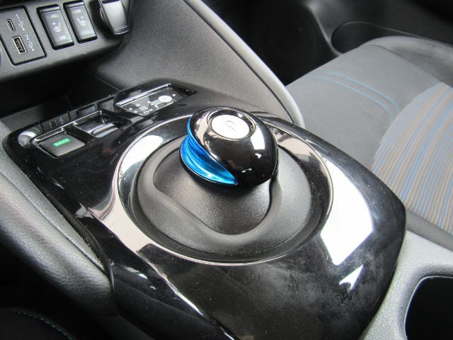 2022 Nissan LEAF SV 40 kWh Plano TX