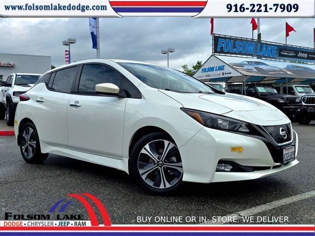 2022 Nissan Leaf SV