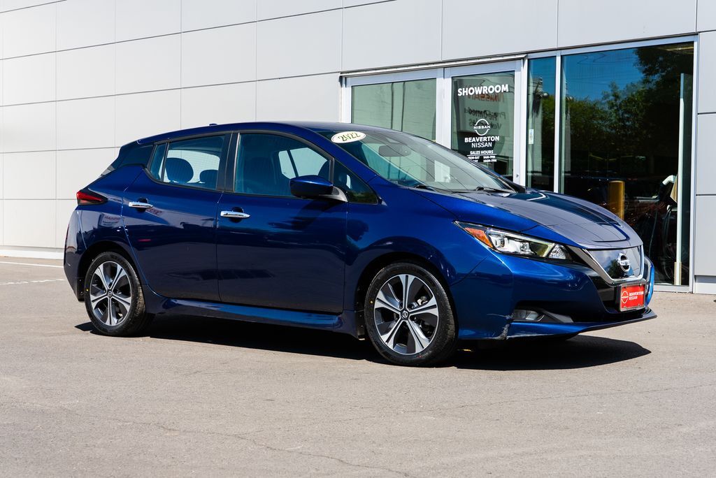 2022 Nissan Leaf SV