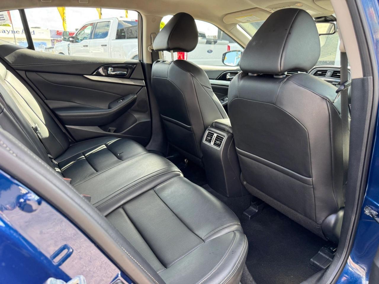 2022 Nissan Maxima SV Miami FL