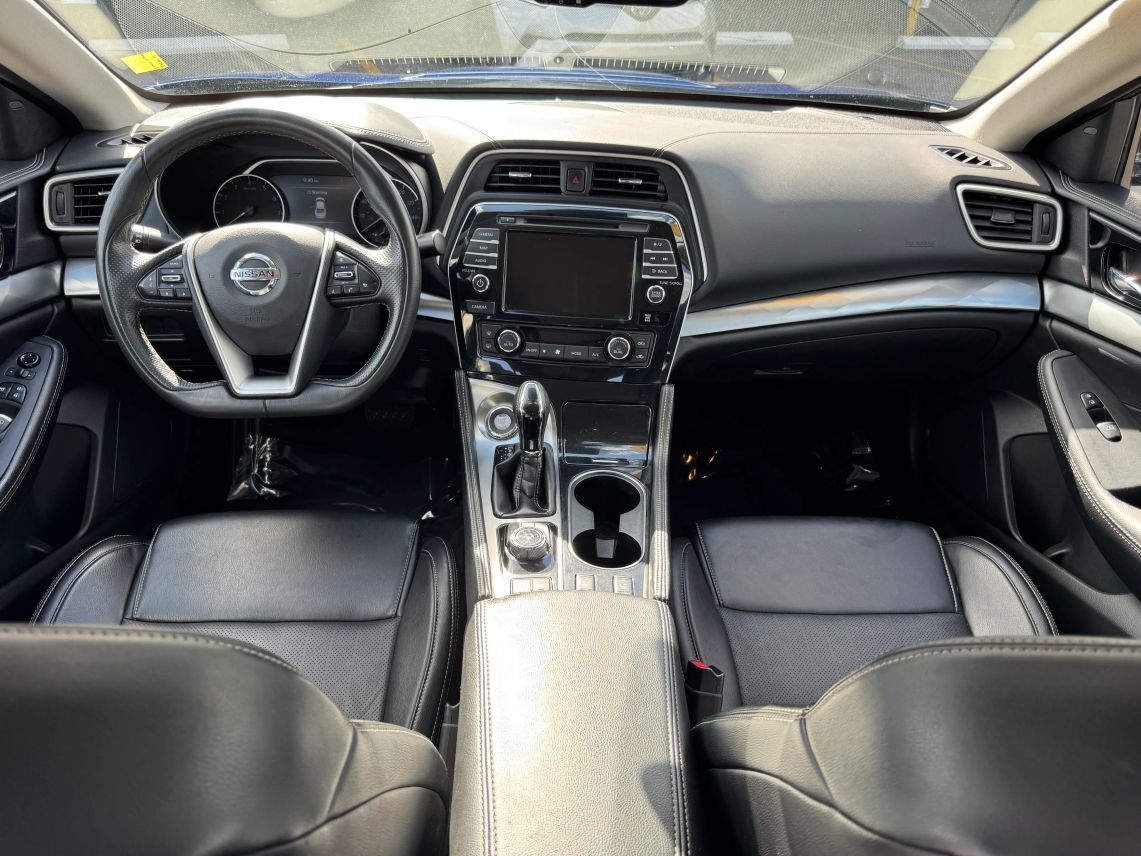 2022 Nissan Maxima SV Sedan 4D