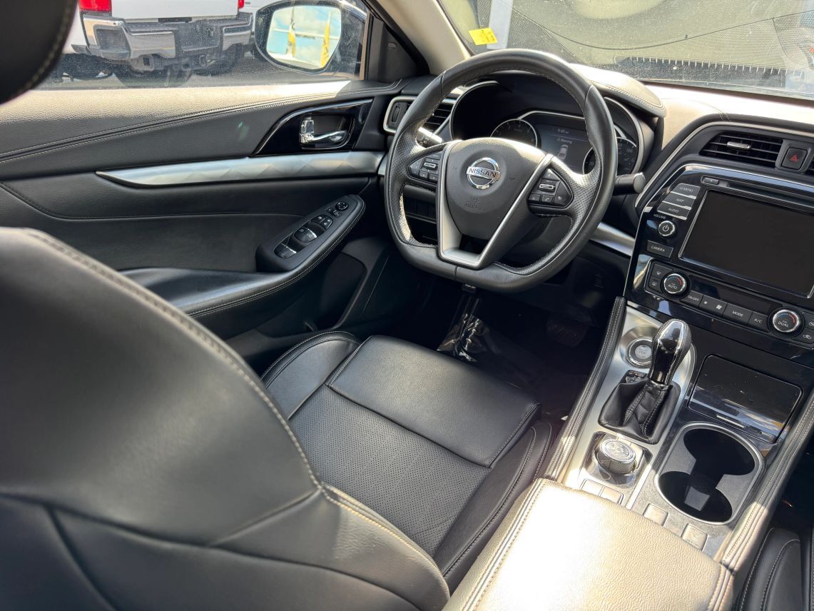 2022 Nissan Maxima SV Sedan 4D