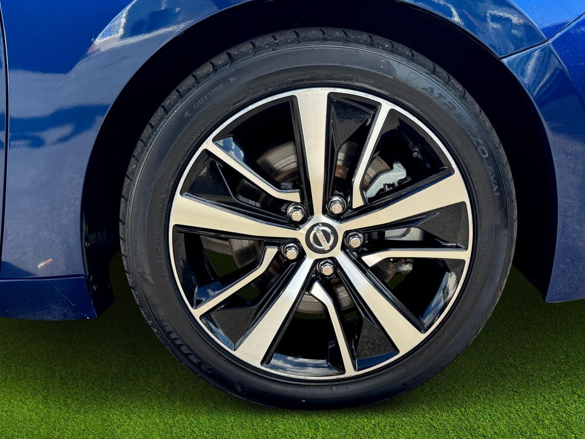 2022 Nissan Maxima SV Sedan 4D