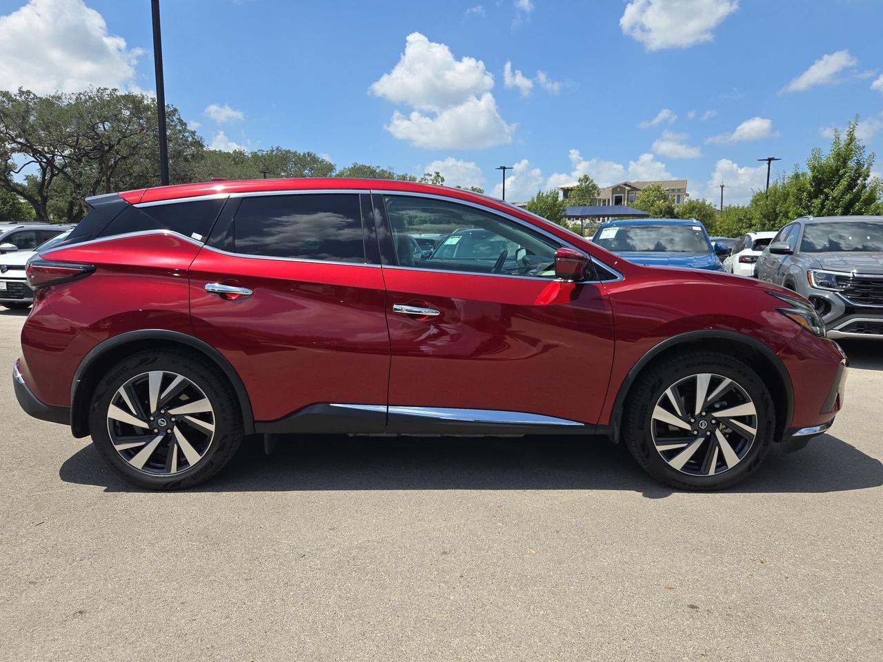 2022 Nissan Murano SL