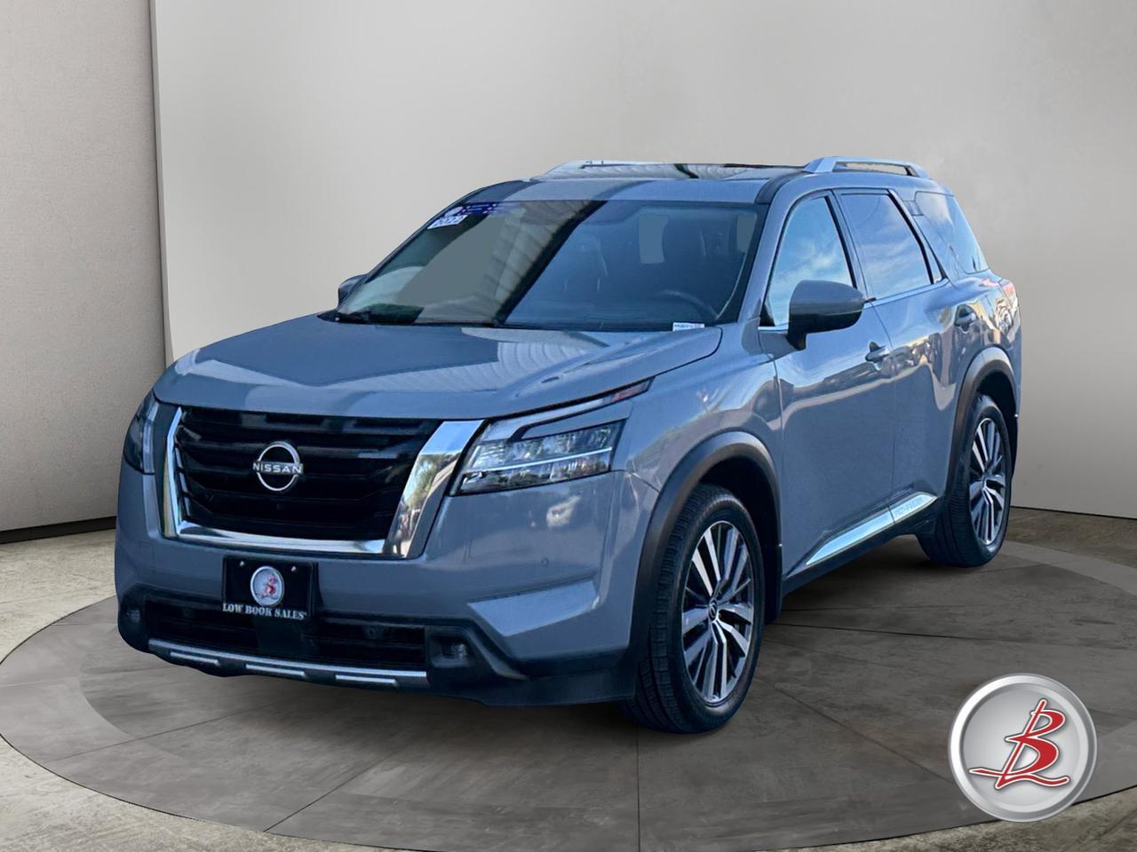 2022 Nissan PATHFINDER Platinum