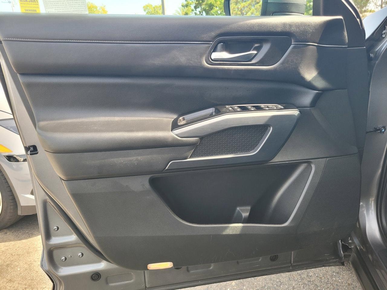2022 Nissan PATHFINDER SL Roseville CA