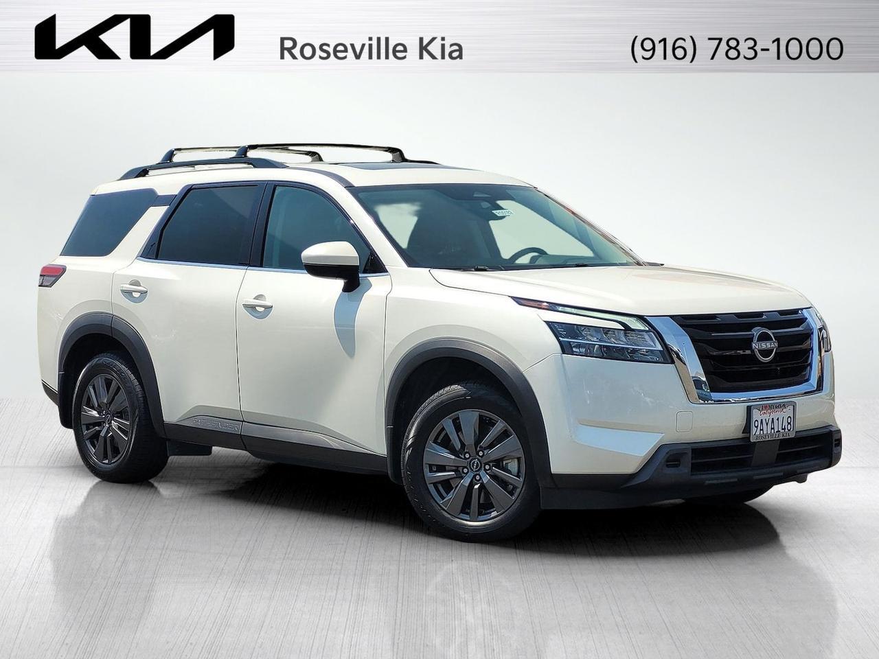 2022 Nissan PATHFINDER SV