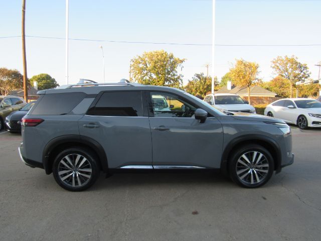 2022 Nissan Pathfinder Platinum 4WD Plano TX