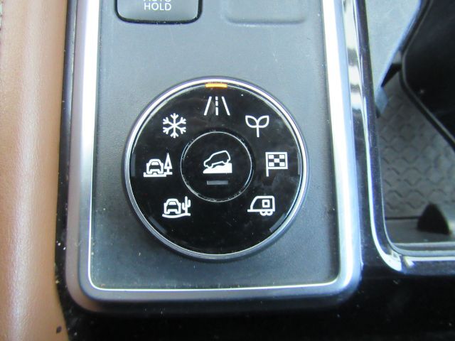 2022 Nissan Pathfinder Platinum 4WD Plano TX