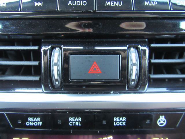 2022 Nissan Pathfinder Platinum 4WD Plano TX