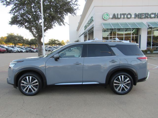 2022 Nissan Pathfinder Platinum 4WD Plano TX