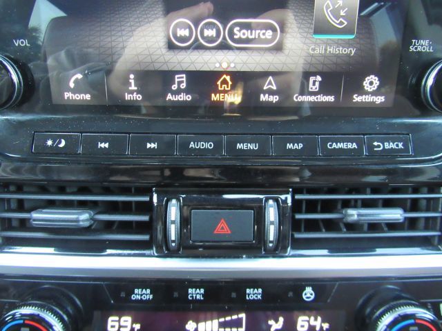 2022 Nissan Pathfinder Platinum 4WD Plano TX