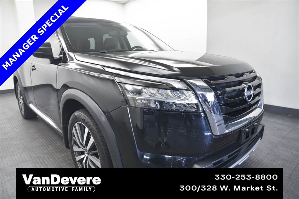 Used 2022 Nissan Pathfinder Platinum 4WD