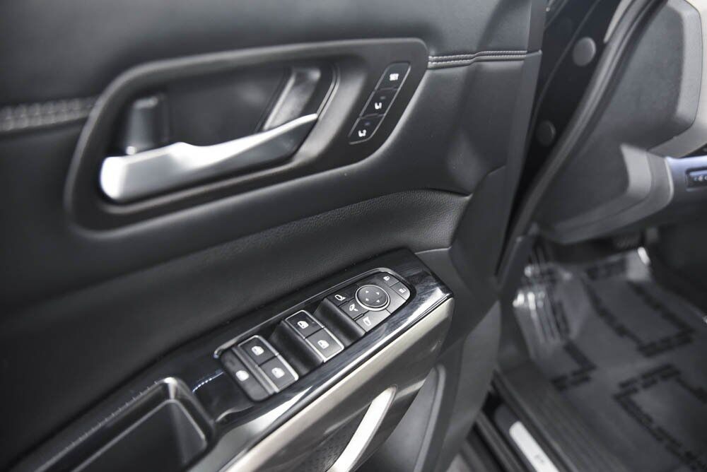 2022 Nissan Pathfinder Platinum Akron OH