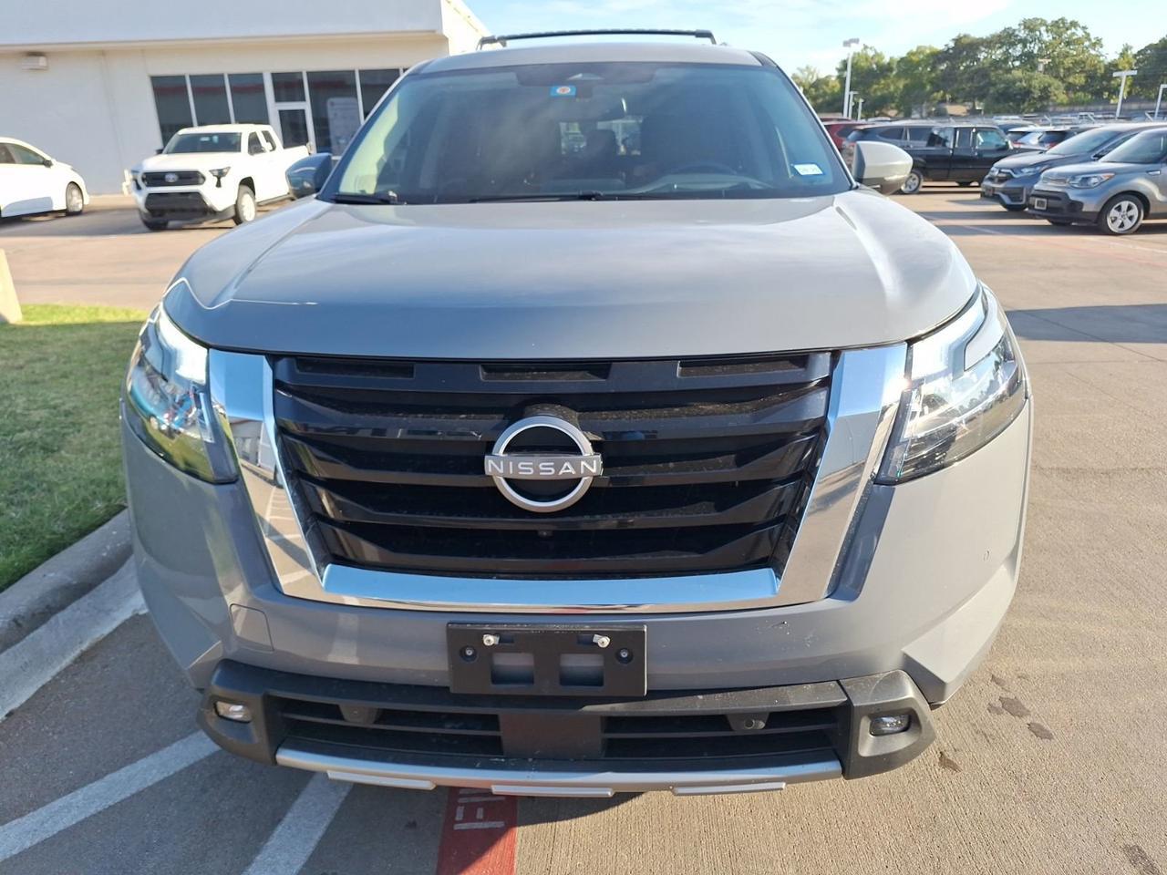 2022 Nissan Pathfinder Platinum Hurst TX