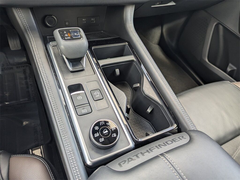 2022 Nissan Pathfinder Platinum Kennesaw GA