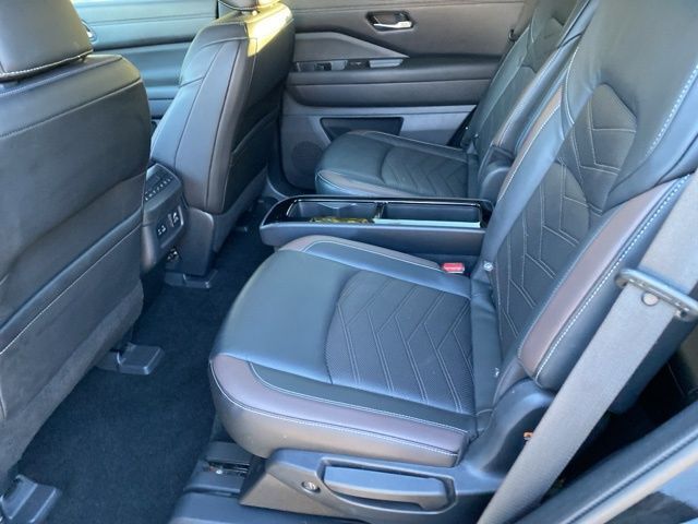 2022 Nissan Pathfinder Platinum Raleigh NC