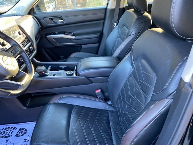 2022 Nissan Pathfinder Platinum Raleigh NC