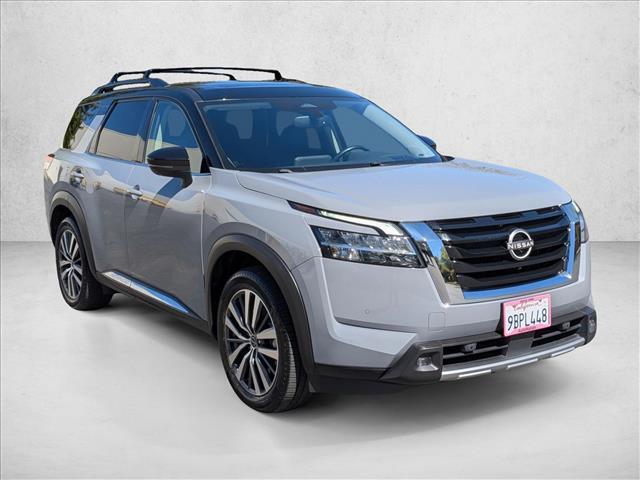 2022 Nissan Pathfinder Platinum