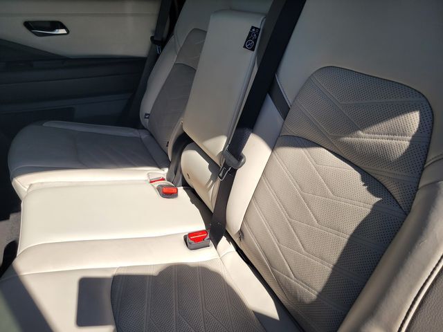 2022 Nissan Pathfinder Platinum Roseville CA