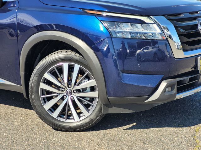 2022 Nissan Pathfinder Platinum Roseville CA